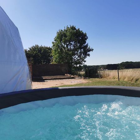 Apartamento Lincoln Star Dome, Hot Tub, Bbq Langworth Exterior foto