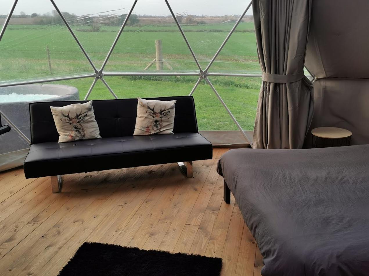 Apartamento Lincoln Star Dome, Hot Tub, Bbq Langworth Exterior foto